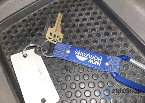 2003 Chevrolet Suburban 1500 Lt из США, поврежденный, VIN 1GNFK16Z03J101593